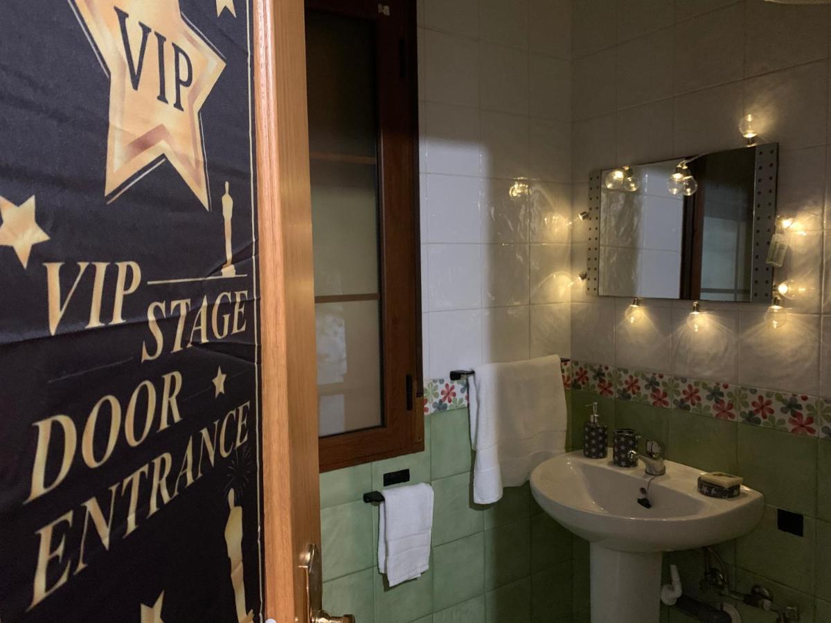 Hoster Cinema Verona Tomelloso Zewnętrze zdjęcie